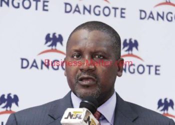 Dangote Seals $3.3BN Refinery Deal with 11 Banks