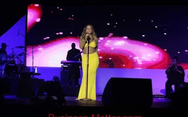 Nigerians Berate Access Bank for Spending N200m on Mariah Carey 1 Nigerians Berate Access Bank for Spending N200m on Mariah Carey