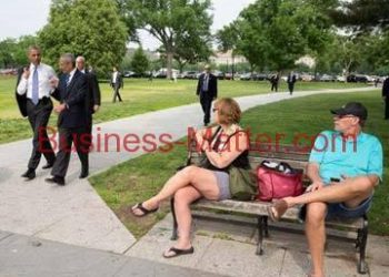 Video: President Obama Takes a Surprise Walk